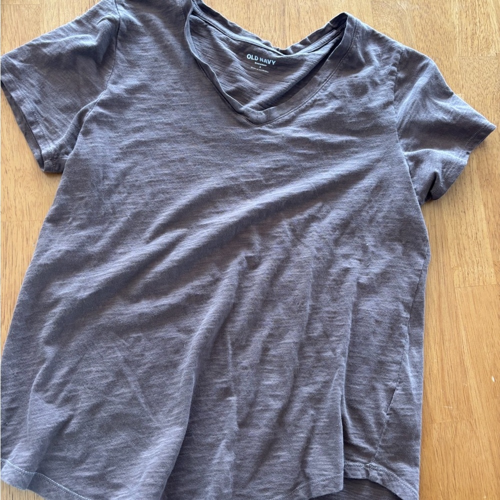 Old Navy Charcoal Short Sleeve Tee